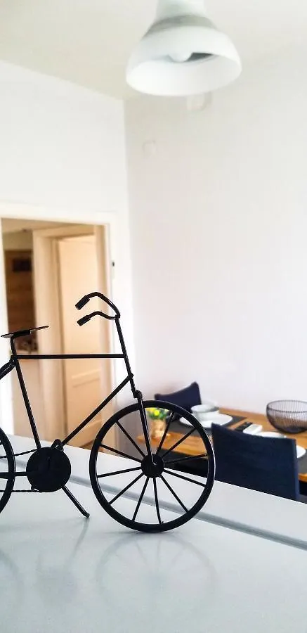 Spacious And Cozy Apartment - Ajia Apartment Tirana