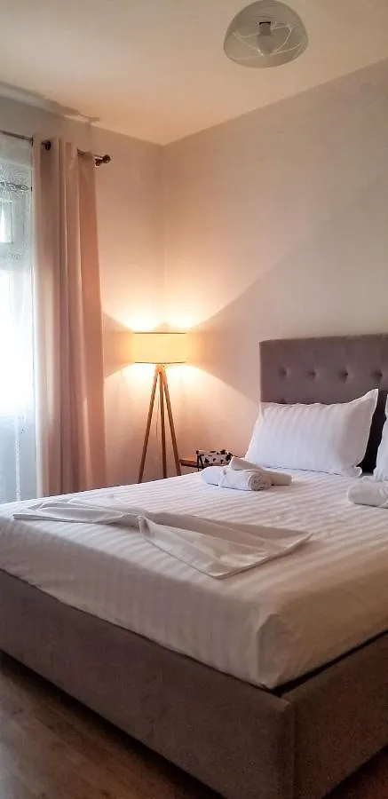Spacious And Cozy Apartment - Ajia Apartment Tirana Albánie