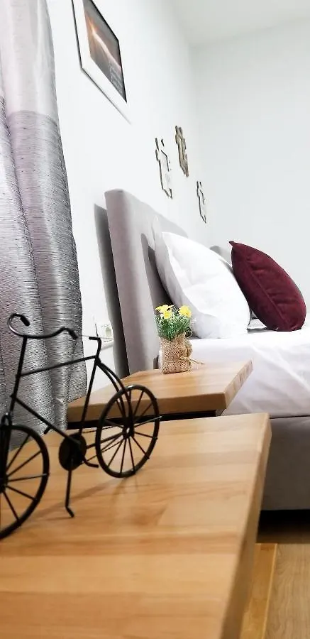Spacious And Cozy Apartment - Ajia Apartment Тирана